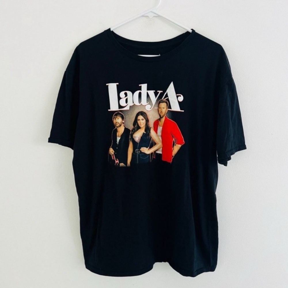 Lady A Portrait Band Tee XL